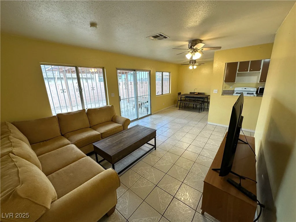 3936 Rive Gauche, Las Vegas, NV 89115