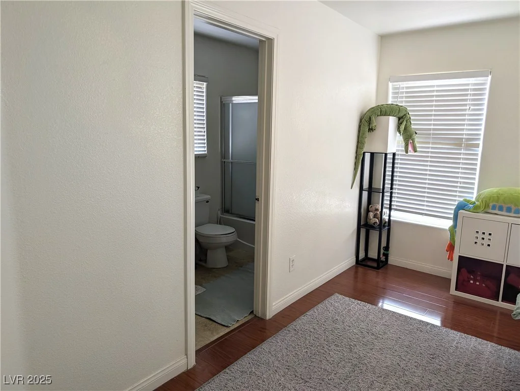 4825 Shea Stadium, Las Vegas, NV 89139