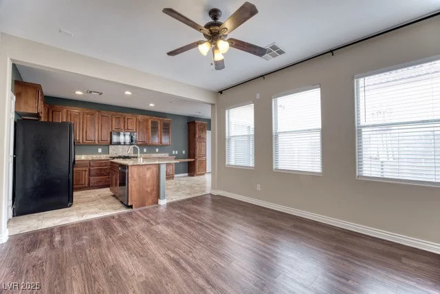 8560 Osmerea, Las Vegas, NV 89149