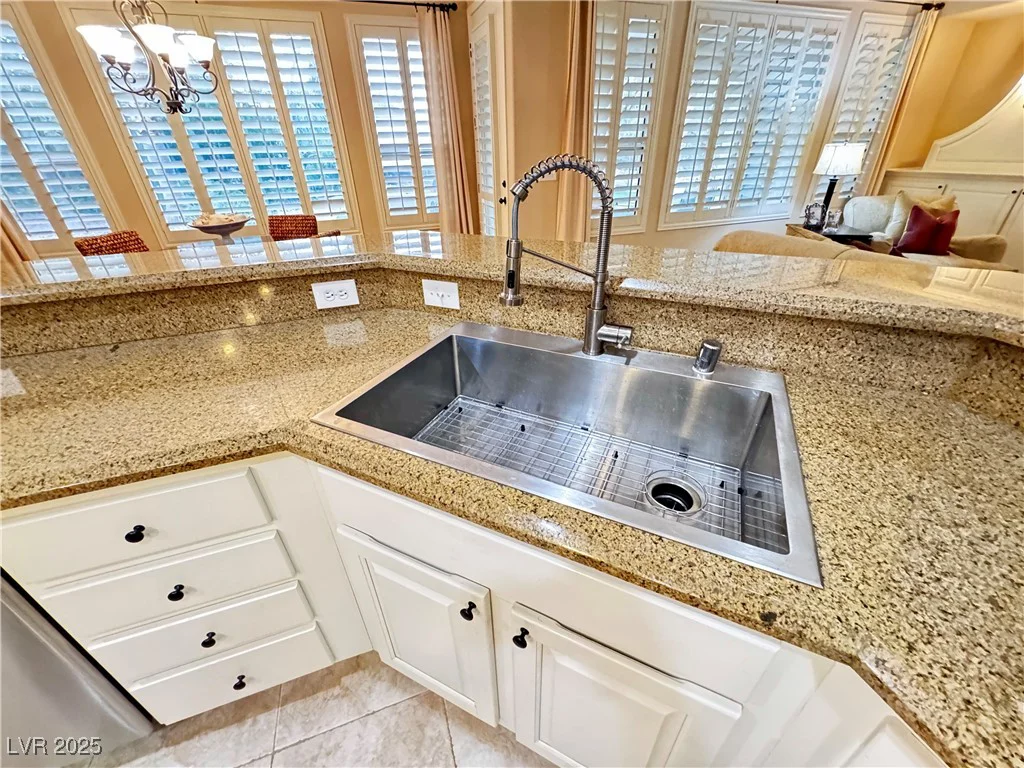 10248 Maggira, Las Vegas, NV 89135