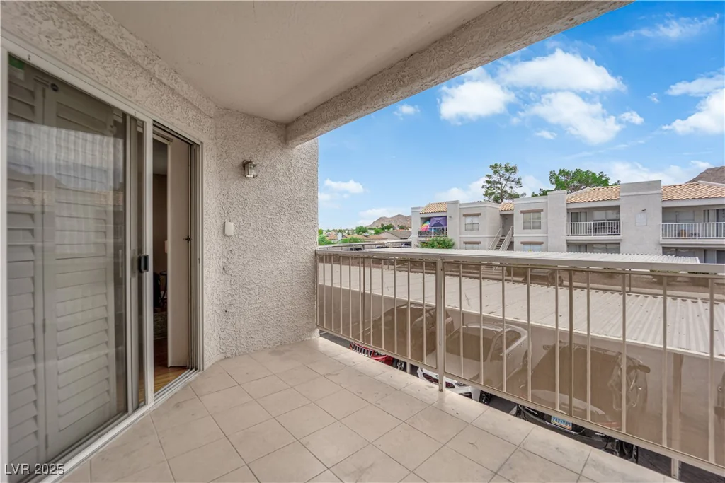 6800 Lake Mead, Las Vegas, NV 89156