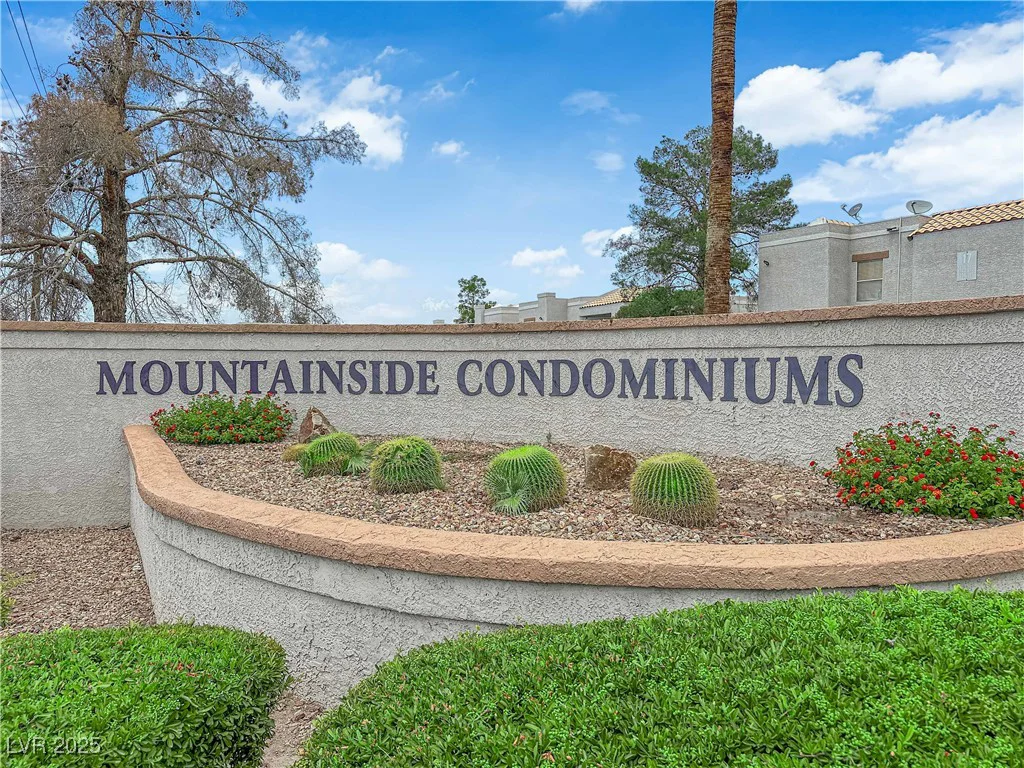 6800 Lake Mead, Las Vegas, NV 89156