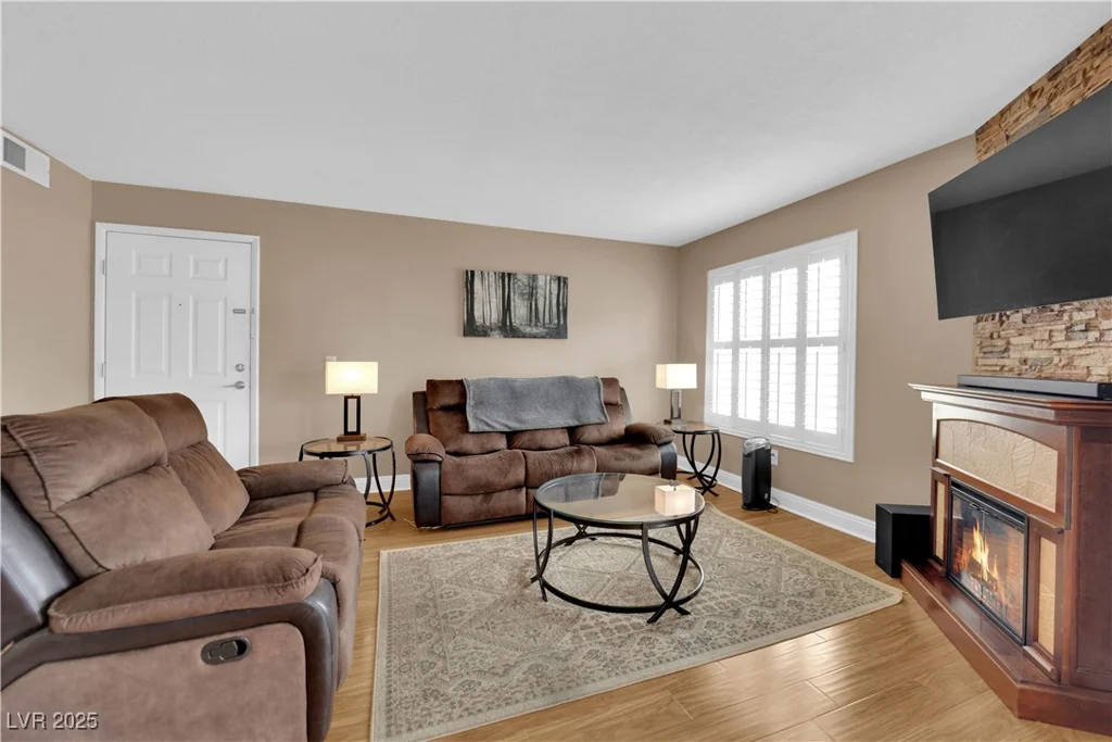 6800 Lake Mead, Las Vegas, NV 89156