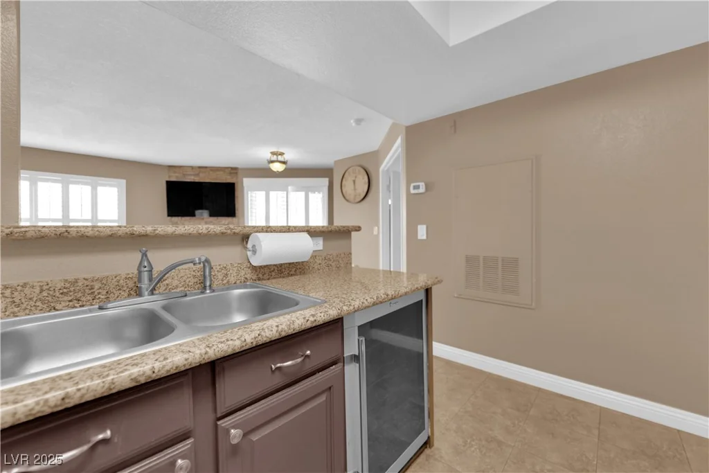 6800 Lake Mead, Las Vegas, NV 89156