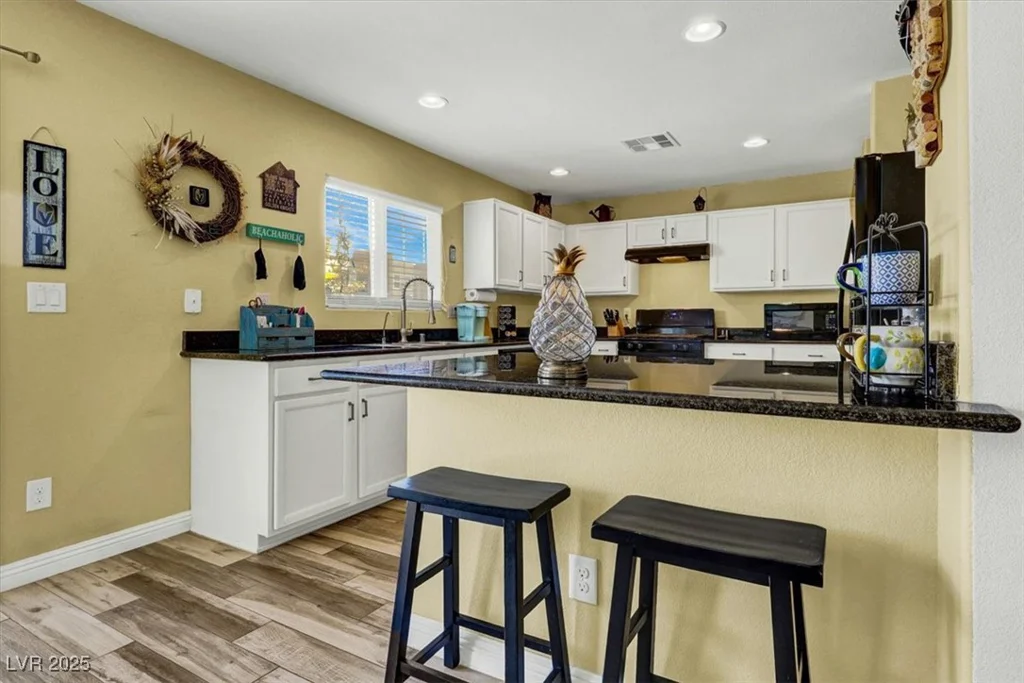 9236 Keystone Ridge, Las Vegas, NV 89148