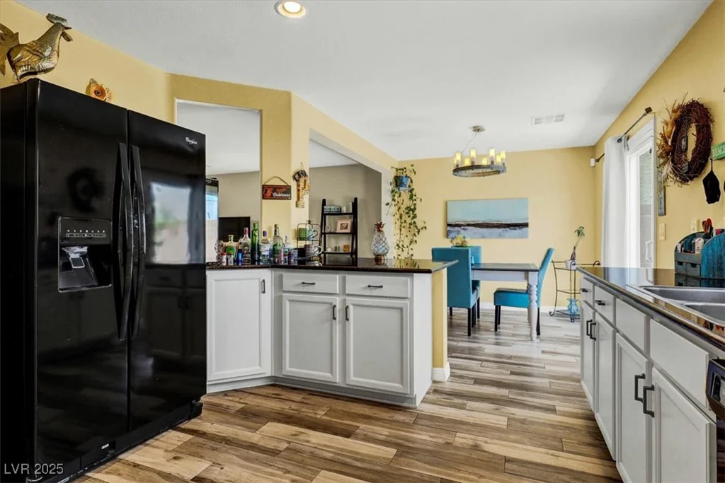 9236 Keystone Ridge, Las Vegas, NV 89148