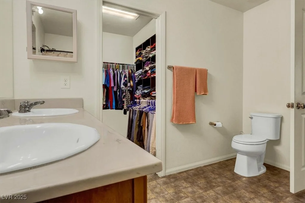 9236 Keystone Ridge, Las Vegas, NV 89148