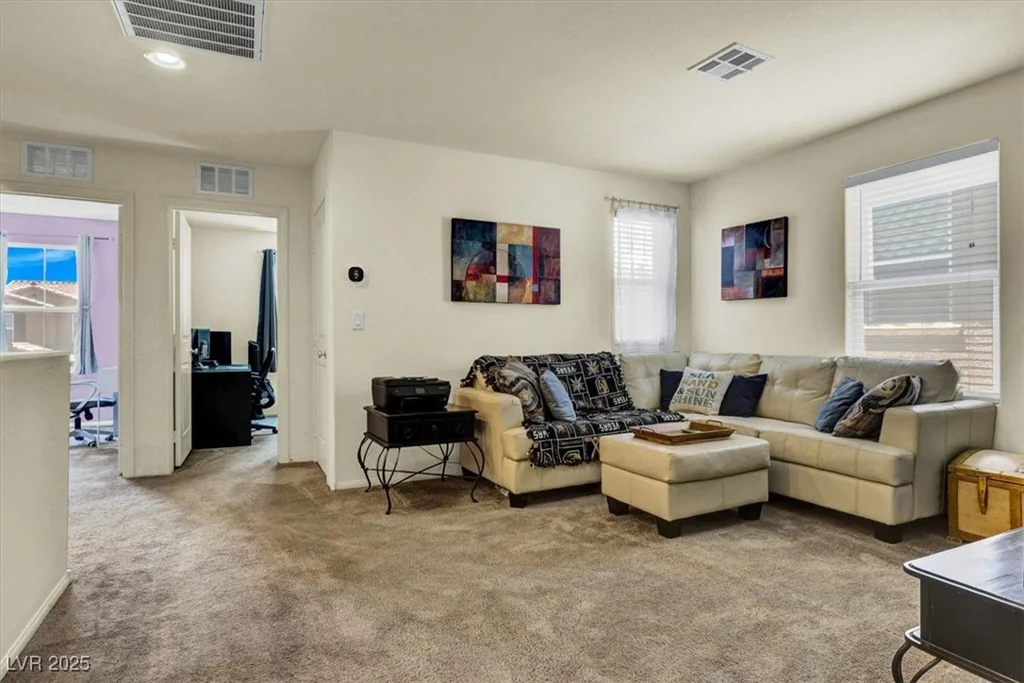 9236 Keystone Ridge, Las Vegas, NV 89148