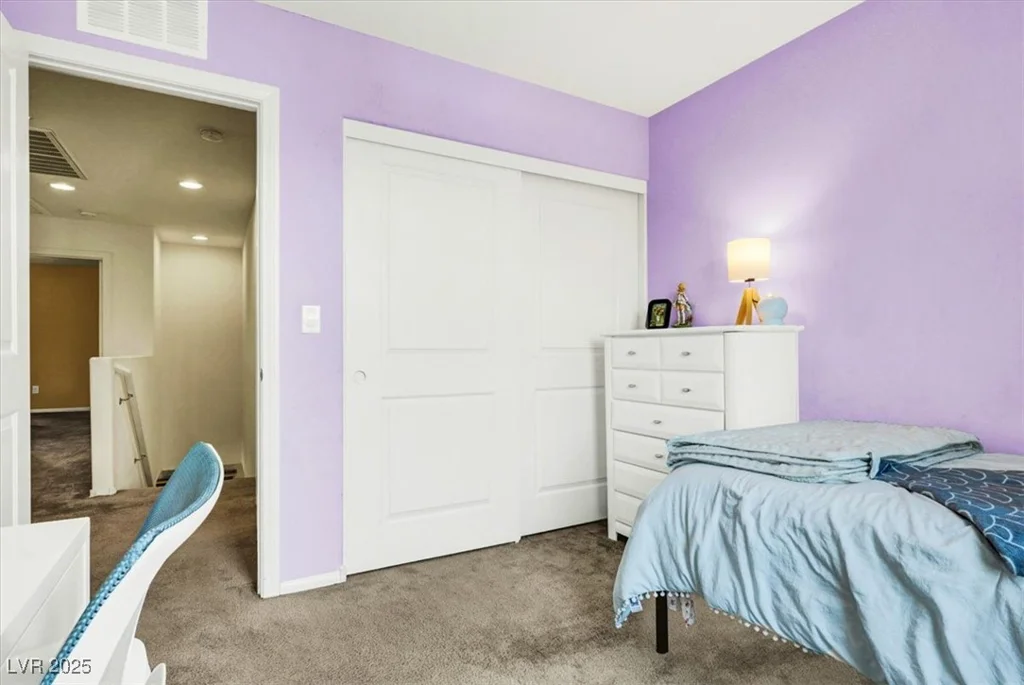 9236 Keystone Ridge, Las Vegas, NV 89148