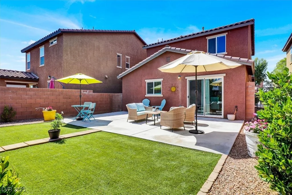 9236 Keystone Ridge, Las Vegas, NV 89148