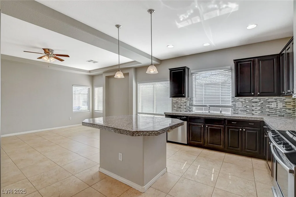 5309 Tartan Hill, Las Vegas, NV 89141