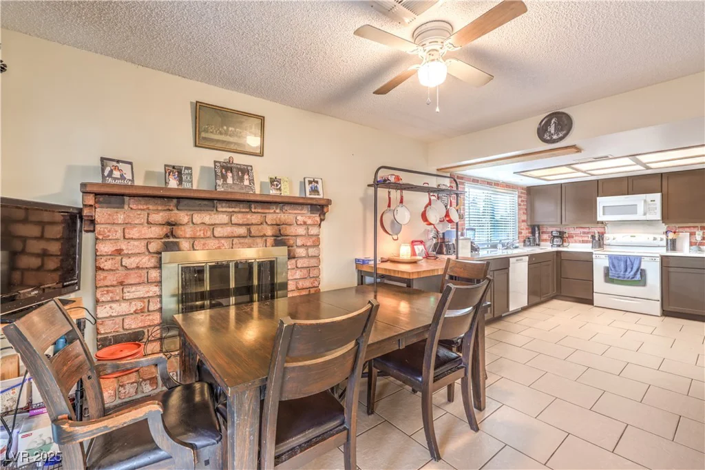 5809 Robin, Las Vegas, NV 89108