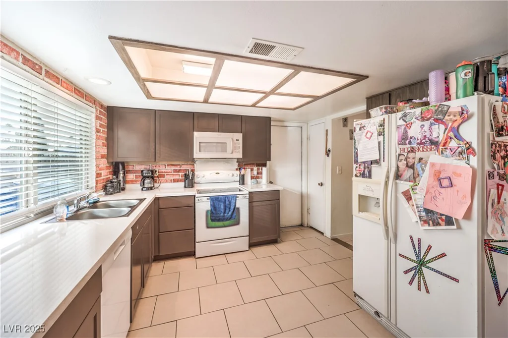 5809 Robin, Las Vegas, NV 89108