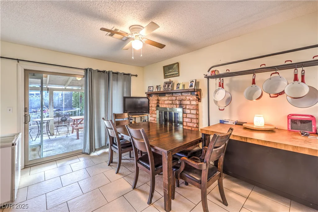 5809 Robin, Las Vegas, NV 89108