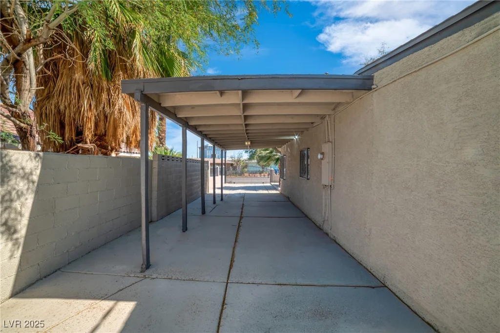 1608 McDonald, North Las Vegas, NV 89030