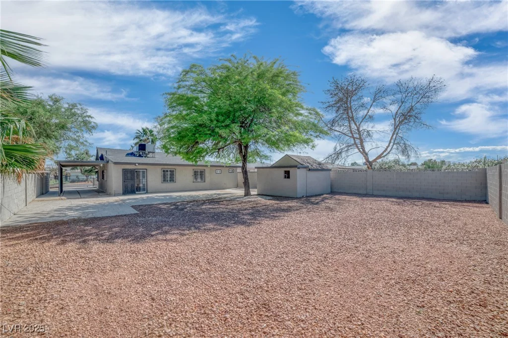 1608 McDonald, North Las Vegas, NV 89030