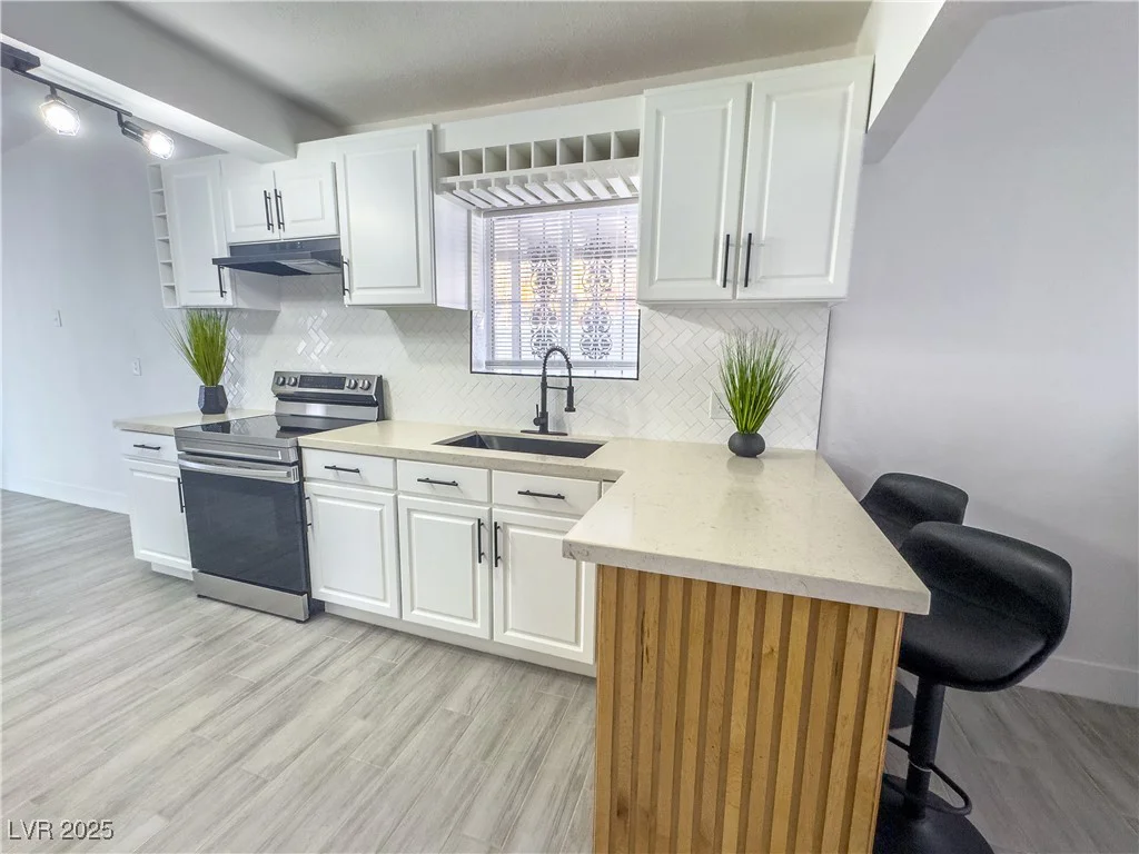 1608 McDonald, North Las Vegas, NV 89030