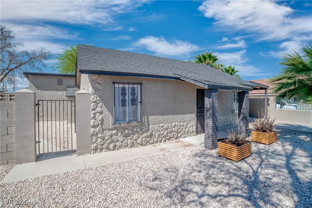 1608 McDonald, North Las Vegas, NV 89030