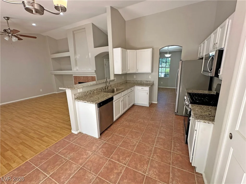 316 Lingering, Henderson, NV 89012