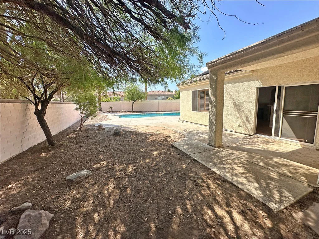 316 Lingering, Henderson, NV 89012