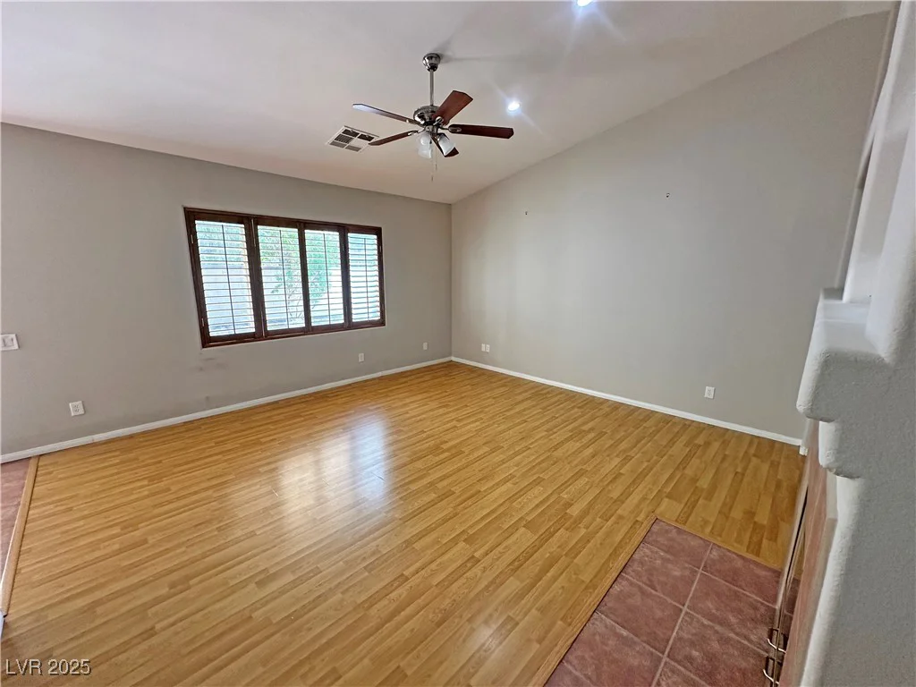 316 Lingering, Henderson, NV 89012