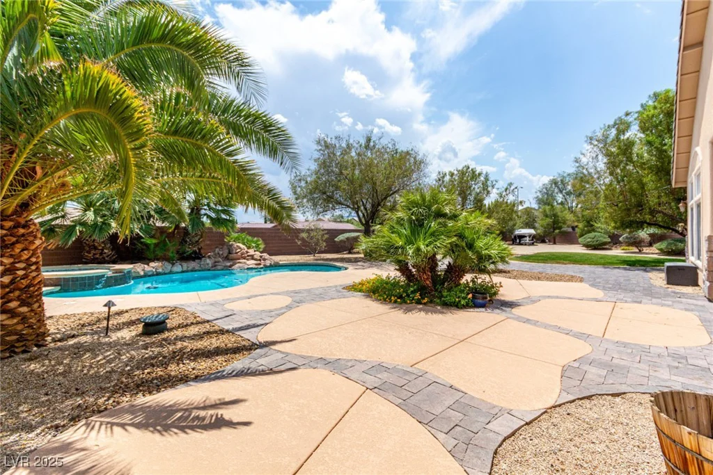 6779 Rainstorm Ridge, Las Vegas, NV 89131