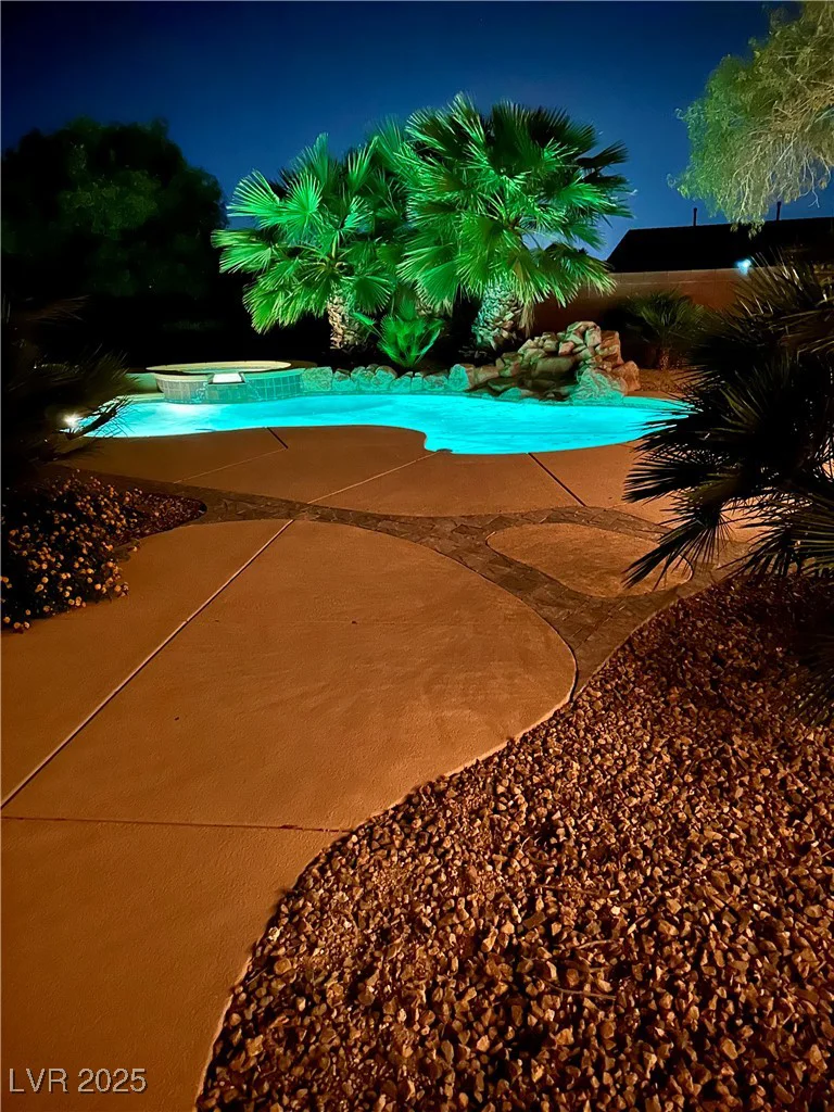 6779 Rainstorm Ridge, Las Vegas, NV 89131
