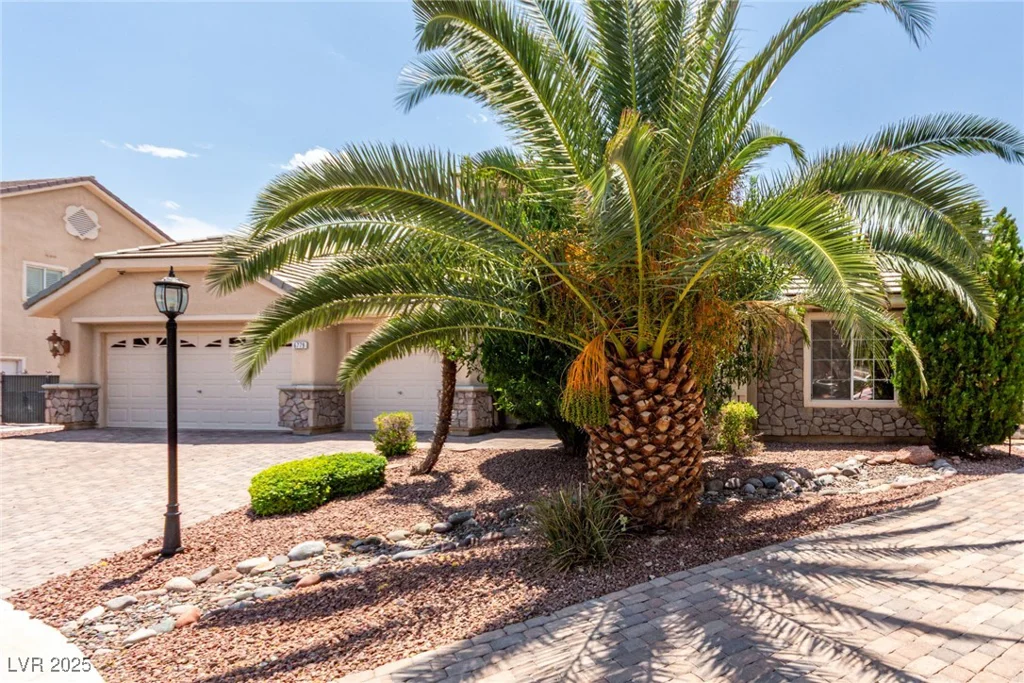6779 Rainstorm Ridge, Las Vegas, NV 89131
