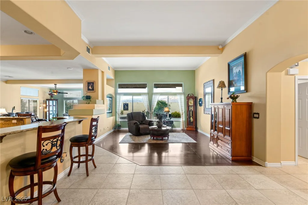 5940 Vizzi, Las Vegas, NV 89131