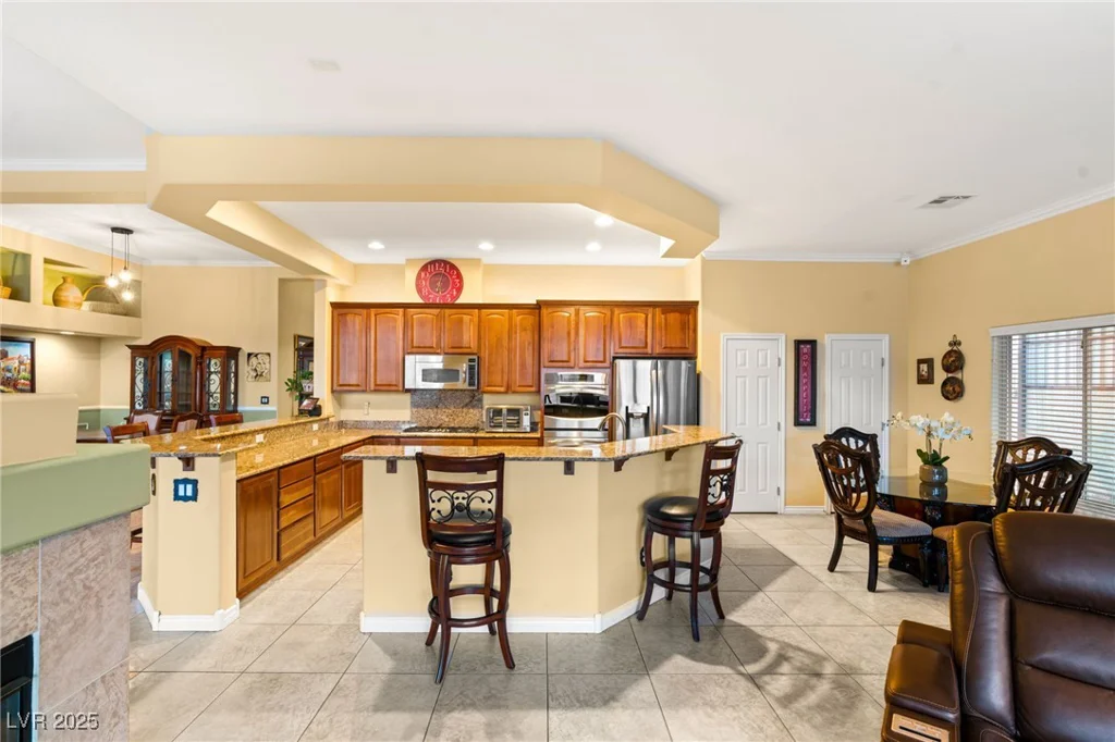 5940 Vizzi, Las Vegas, NV 89131