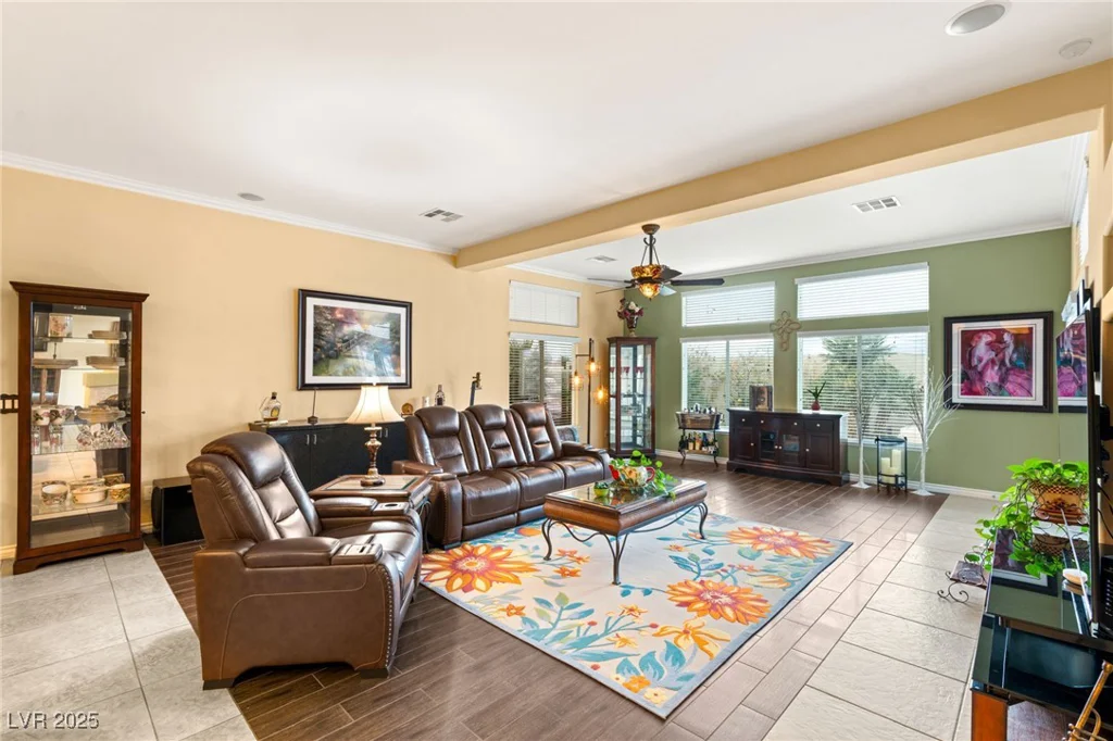 5940 Vizzi, Las Vegas, NV 89131