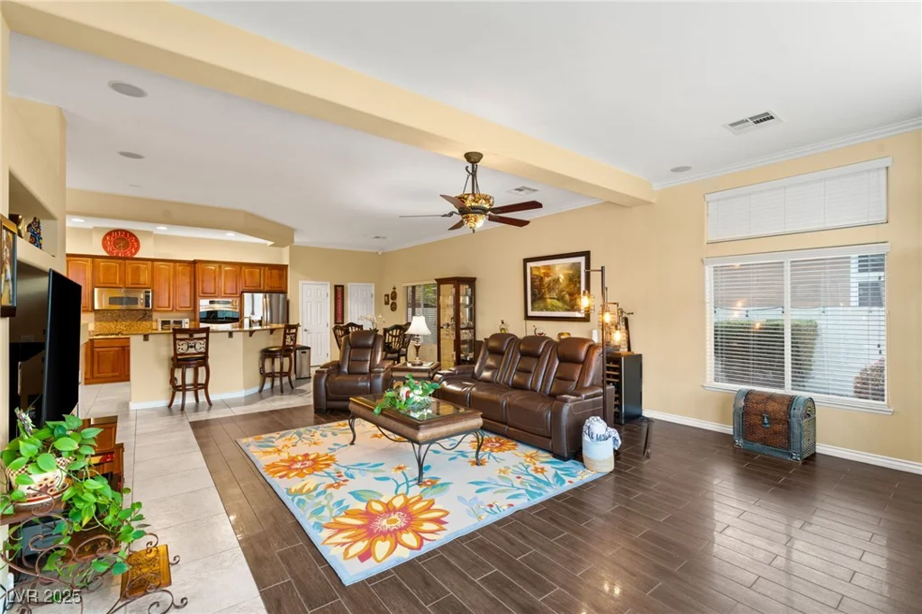 5940 Vizzi, Las Vegas, NV 89131
