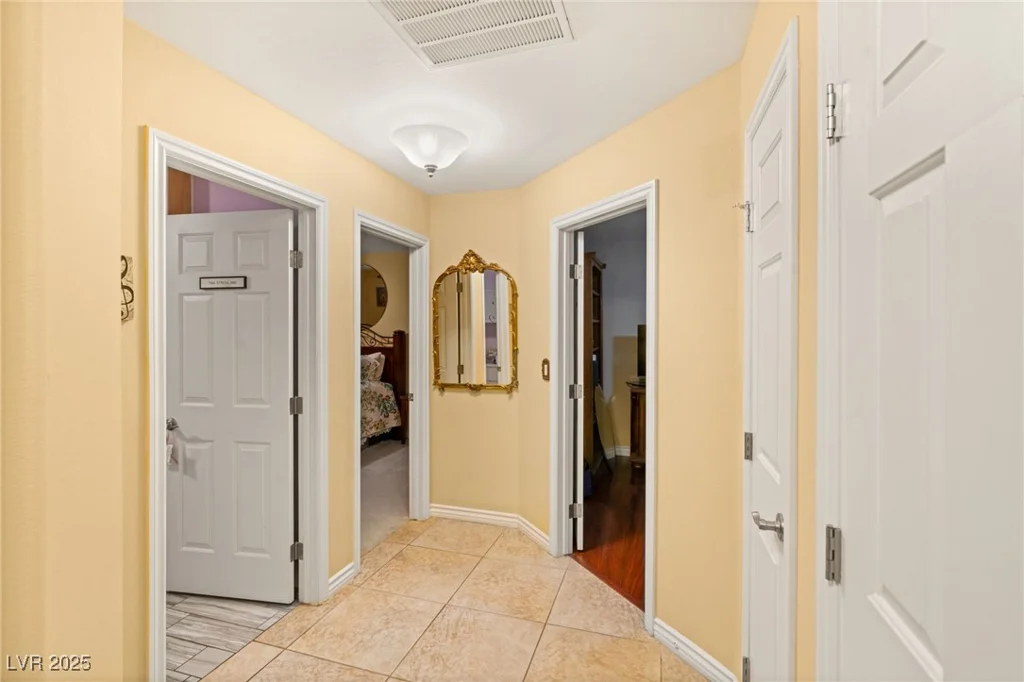 5940 Vizzi, Las Vegas, NV 89131