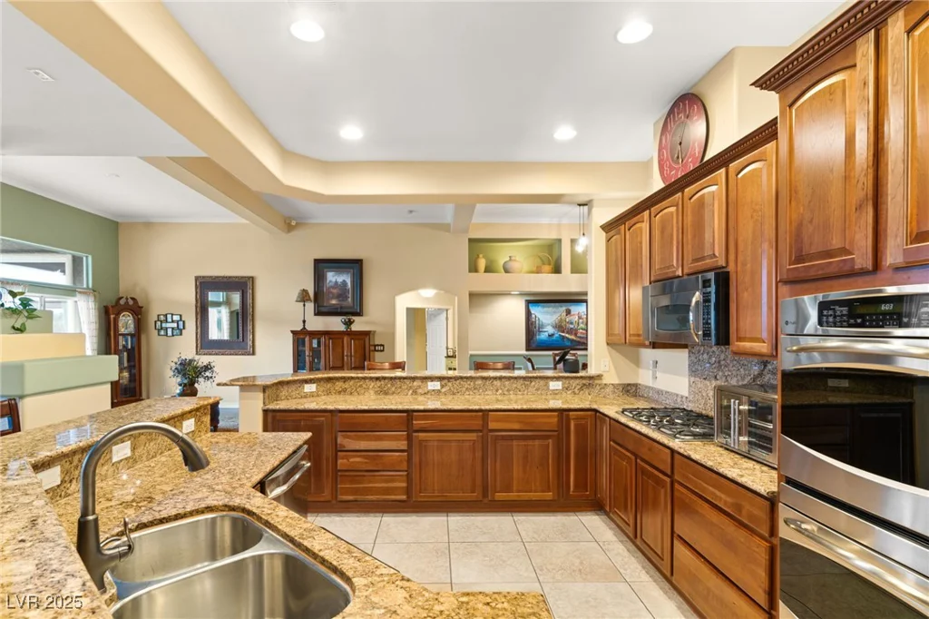 5940 Vizzi, Las Vegas, NV 89131