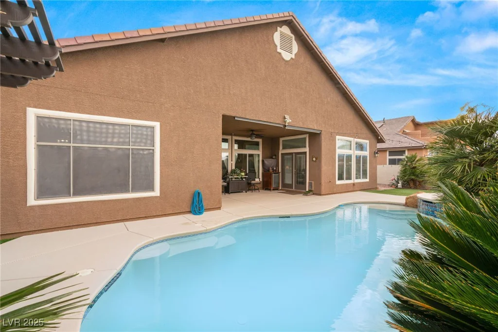 5940 Vizzi, Las Vegas, NV 89131