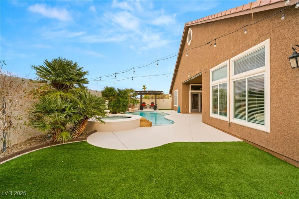 5940 Vizzi, Las Vegas, NV 89131