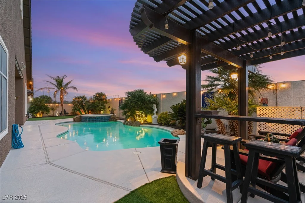 5940 Vizzi, Las Vegas, NV 89131