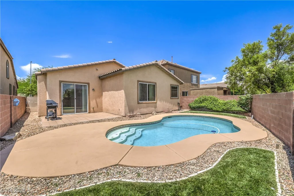 5528 Stone Lagoon, North Las Vegas, NV 89031