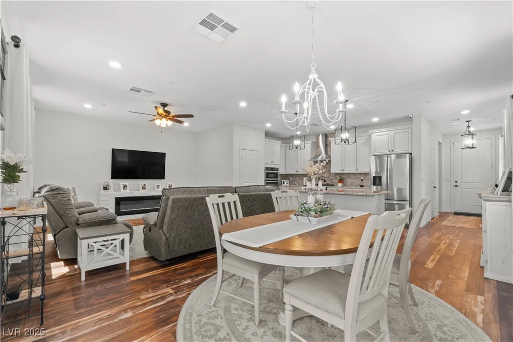 2207 Valdina, Henderson, NV 89044