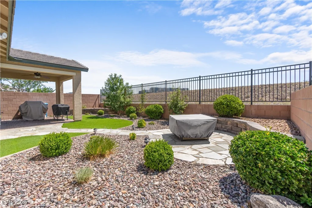 2207 Valdina, Henderson, NV 89044