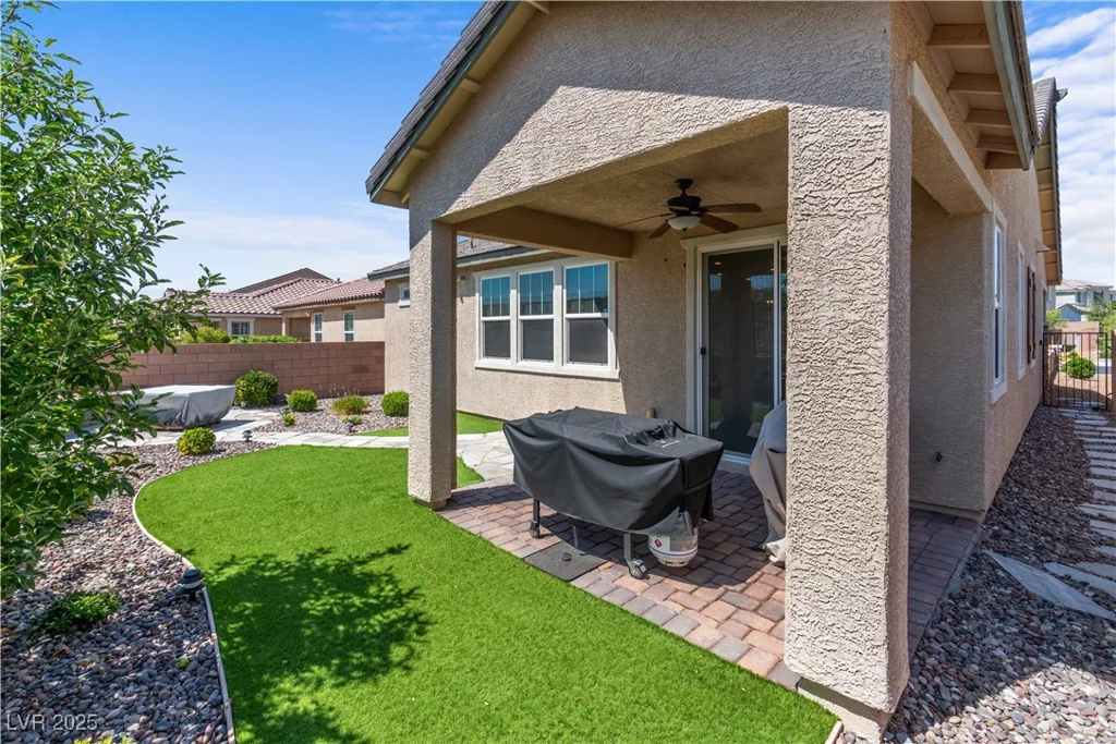 2207 Valdina, Henderson, NV 89044