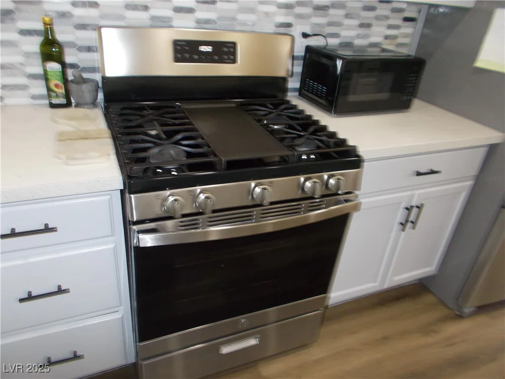 2211 Chipplegate, North Las Vegas, NV 89032