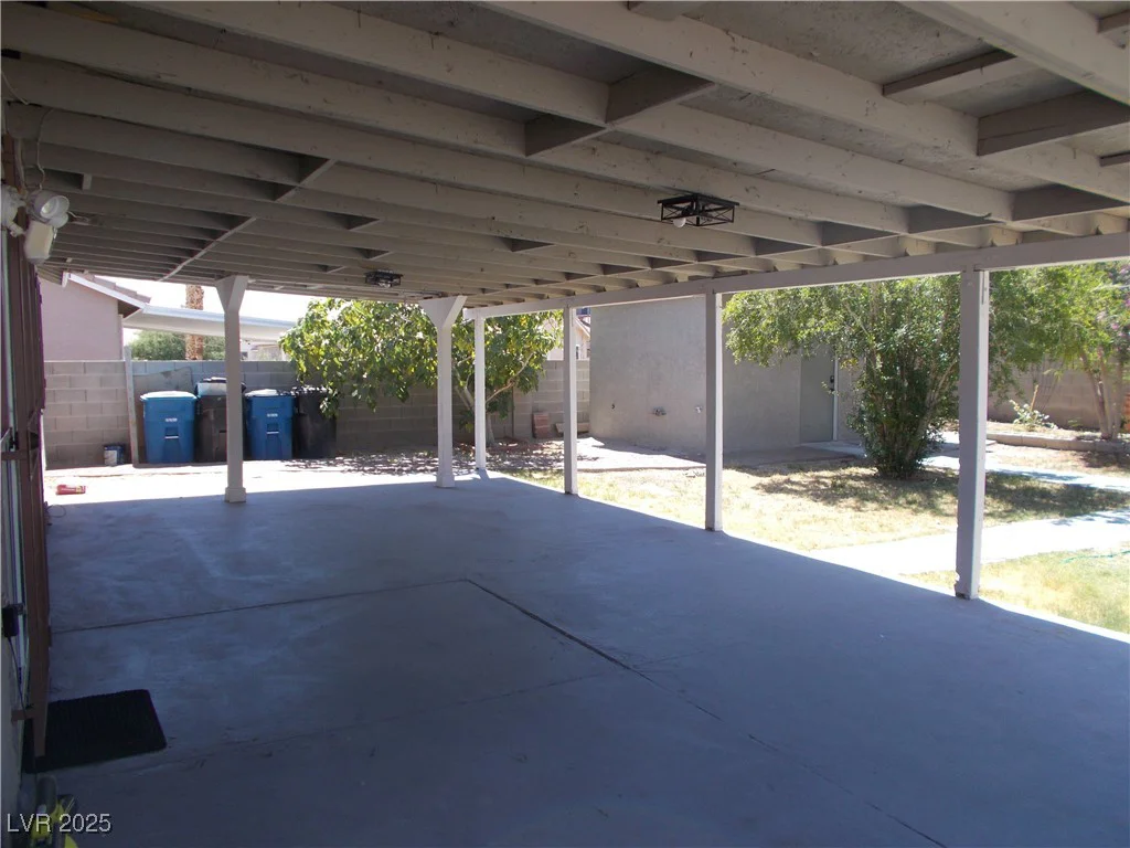 2211 Chipplegate, North Las Vegas, NV 89032