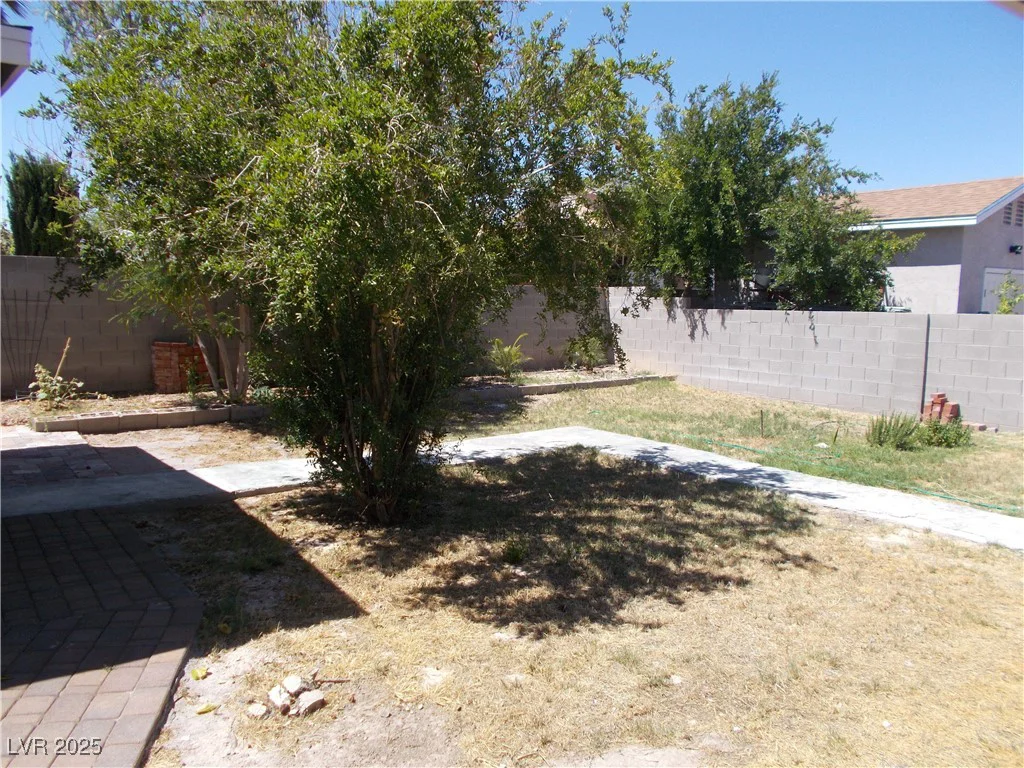 2211 Chipplegate, North Las Vegas, NV 89032