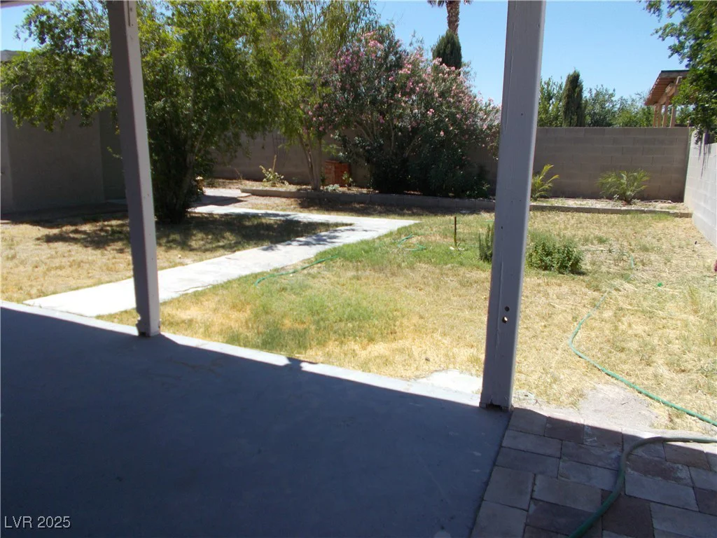 2211 Chipplegate, North Las Vegas, NV 89032