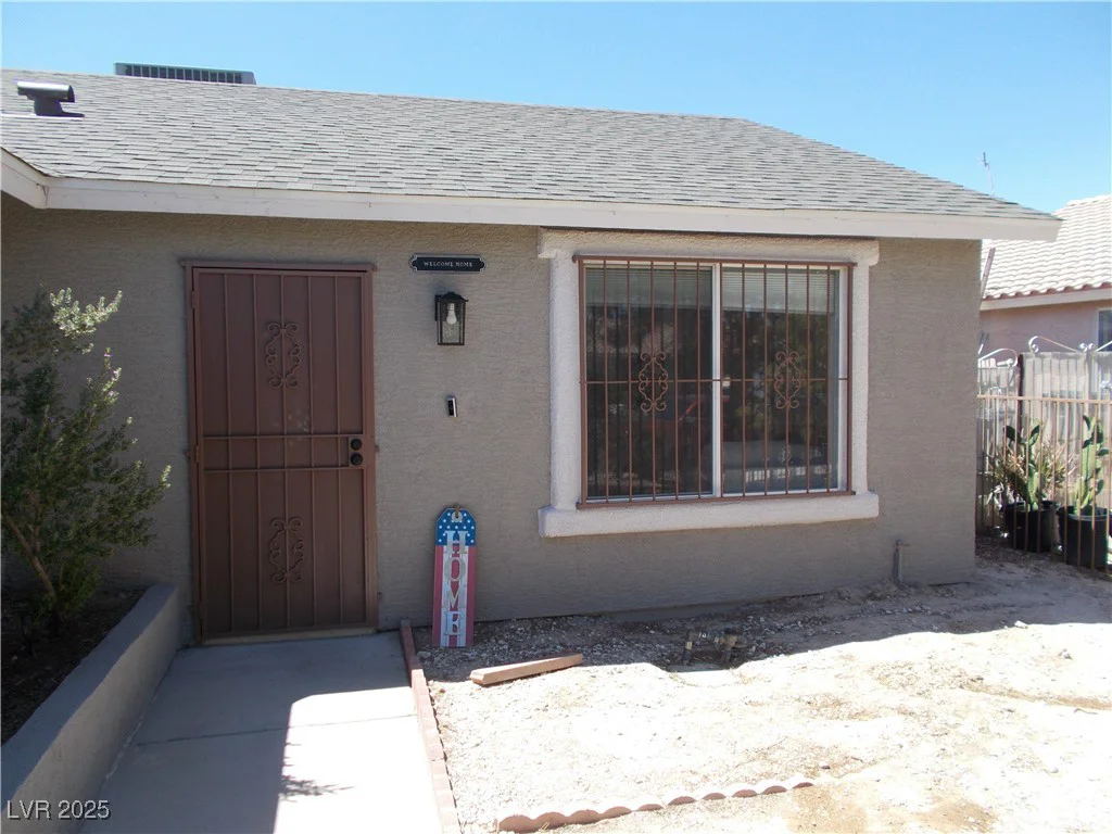 2211 Chipplegate, North Las Vegas, NV 89032
