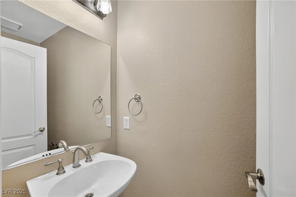 9709 Port Orange, Las Vegas, NV 89134
