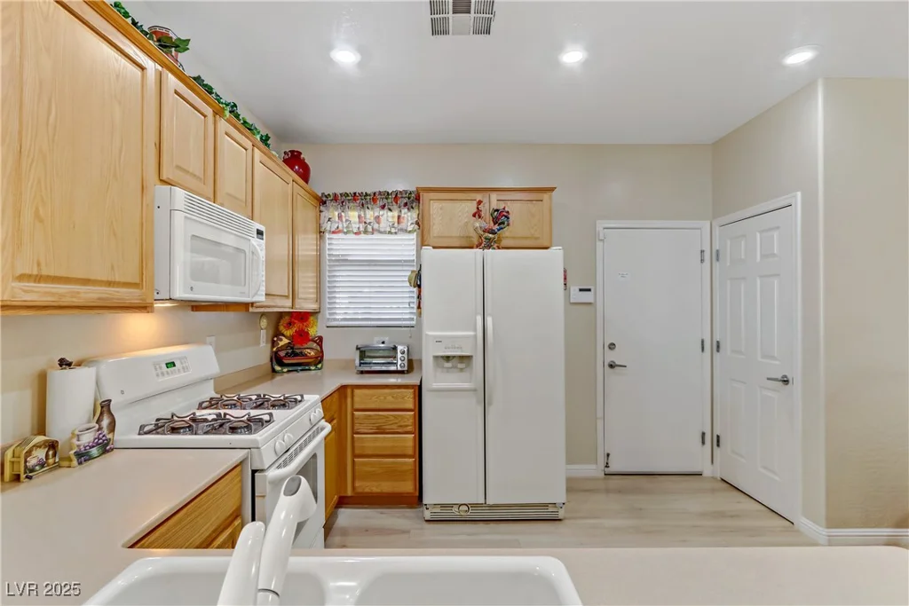 2537 Nashira, Henderson, NV 89044