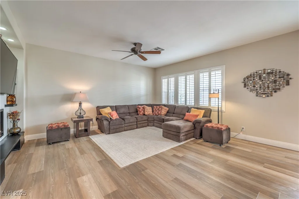8216 Tursi Lodge, Las Vegas, NV 89131