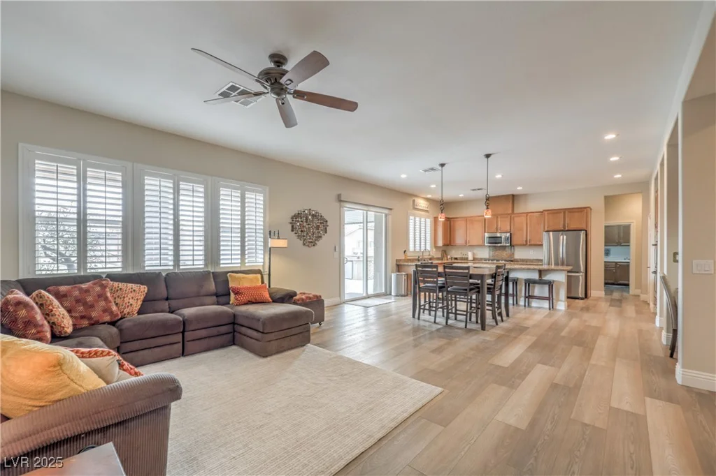 8216 Tursi Lodge, Las Vegas, NV 89131